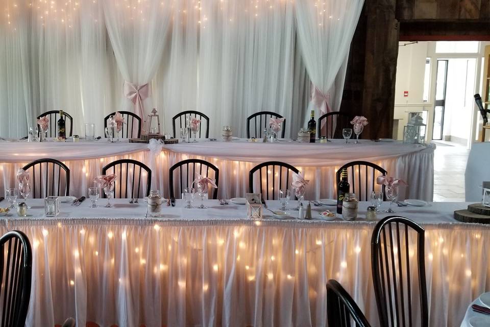 2 tiered head table