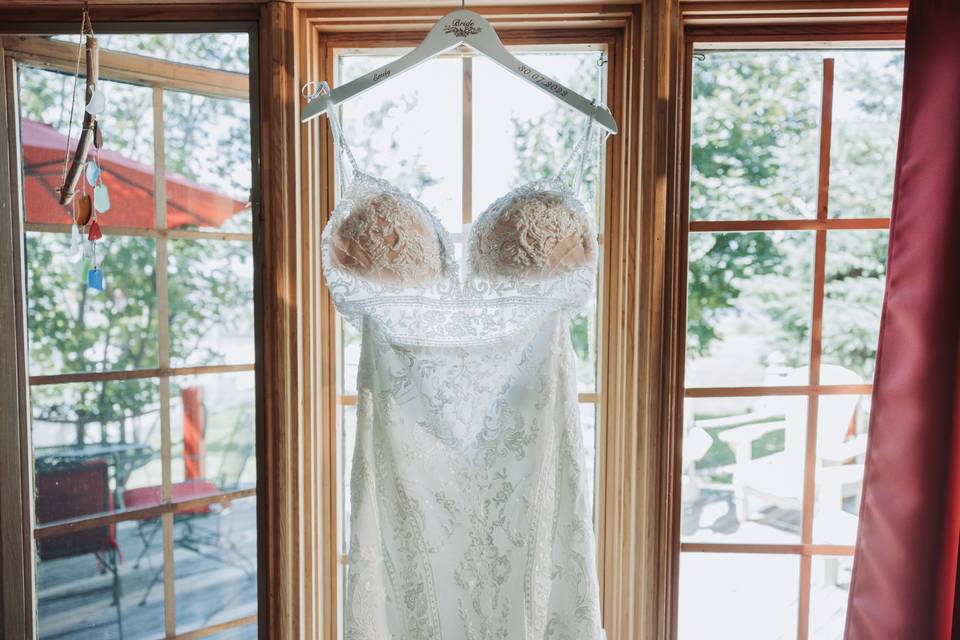 Wedding dress photo