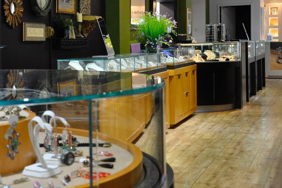 True bijoux jewellery store