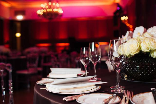 Blingy Table Decor