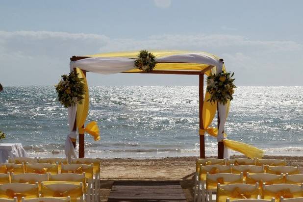 Beach ceremony.jpg