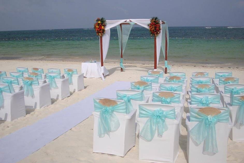 BEach ceremony4.jpg