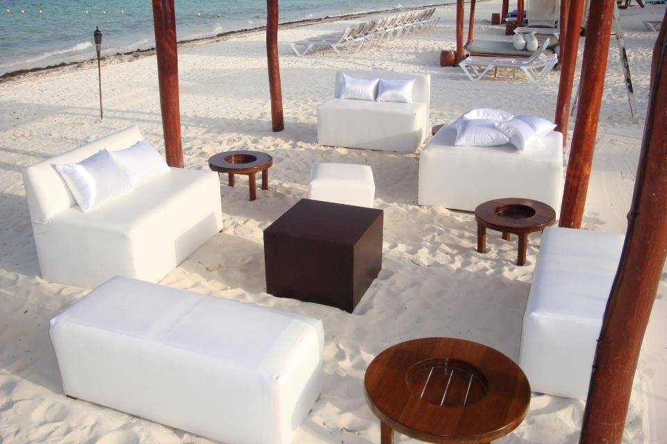 Beach reception - lounge.jpg