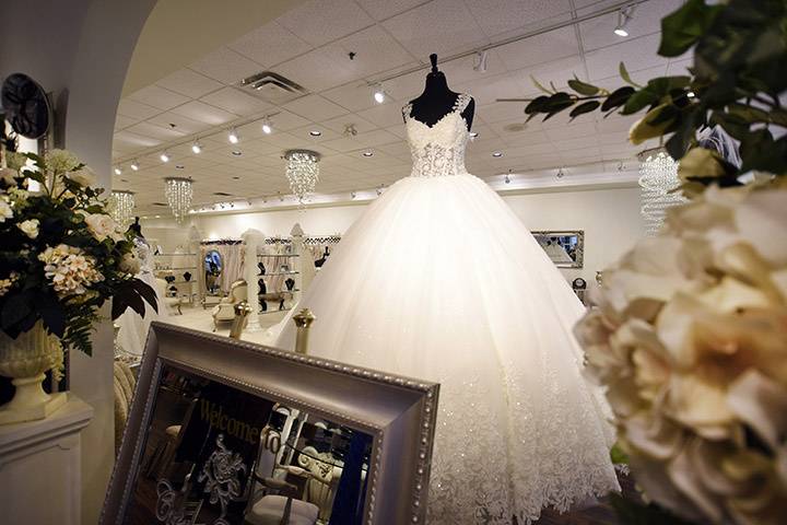 Creme Couture Bridal Salon