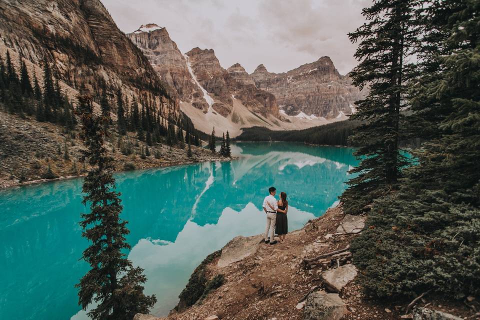 Proposal at moraine lake