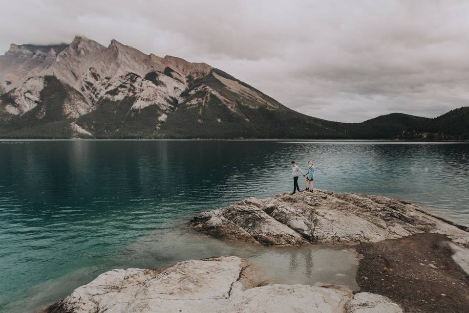 Lake minnewanka engagement