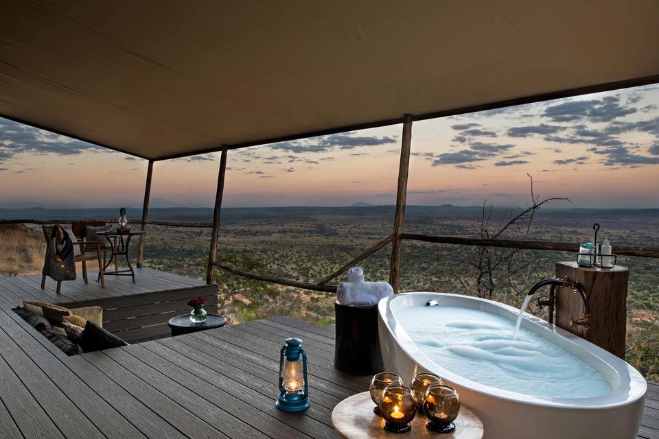 A bath with a view - Tarangire