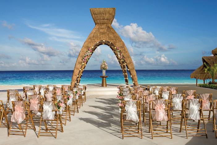 planning-a-destination-wedding.jpg
