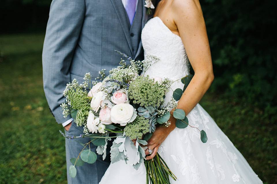 Holding the bouquet