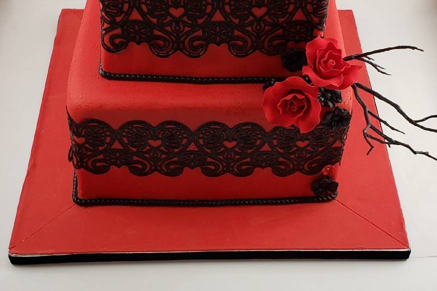 Red & black wedding cake