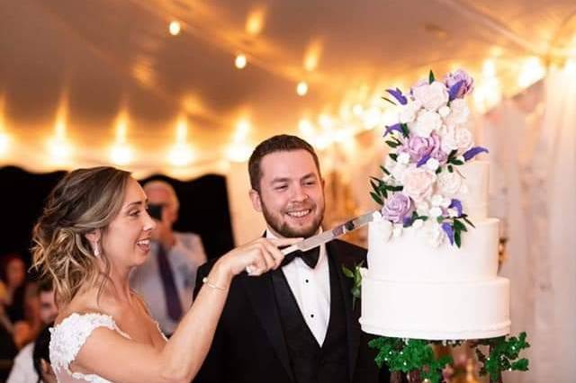 Couple with the cake