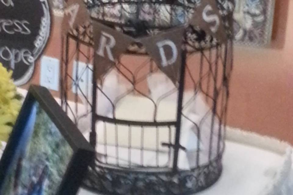 Card bird cage with banner