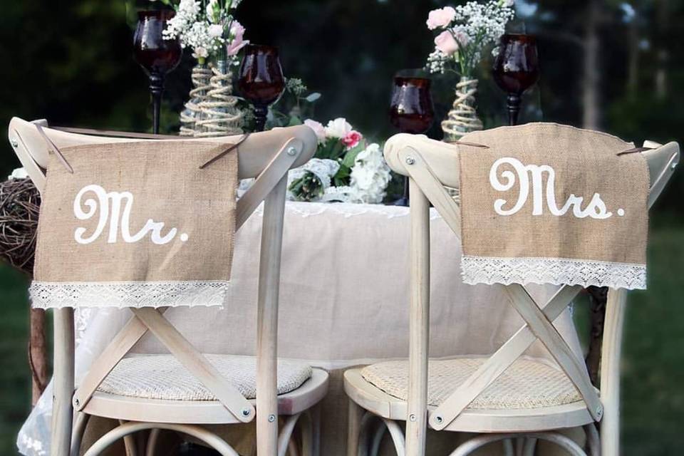 Mr Mrs burlap chair signs