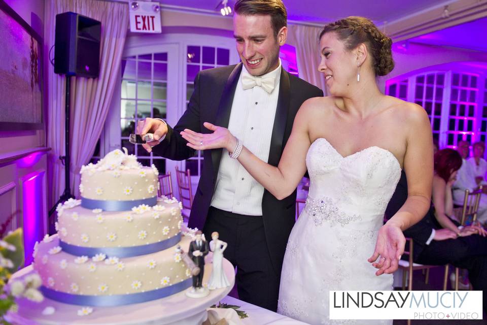 Cake cutting