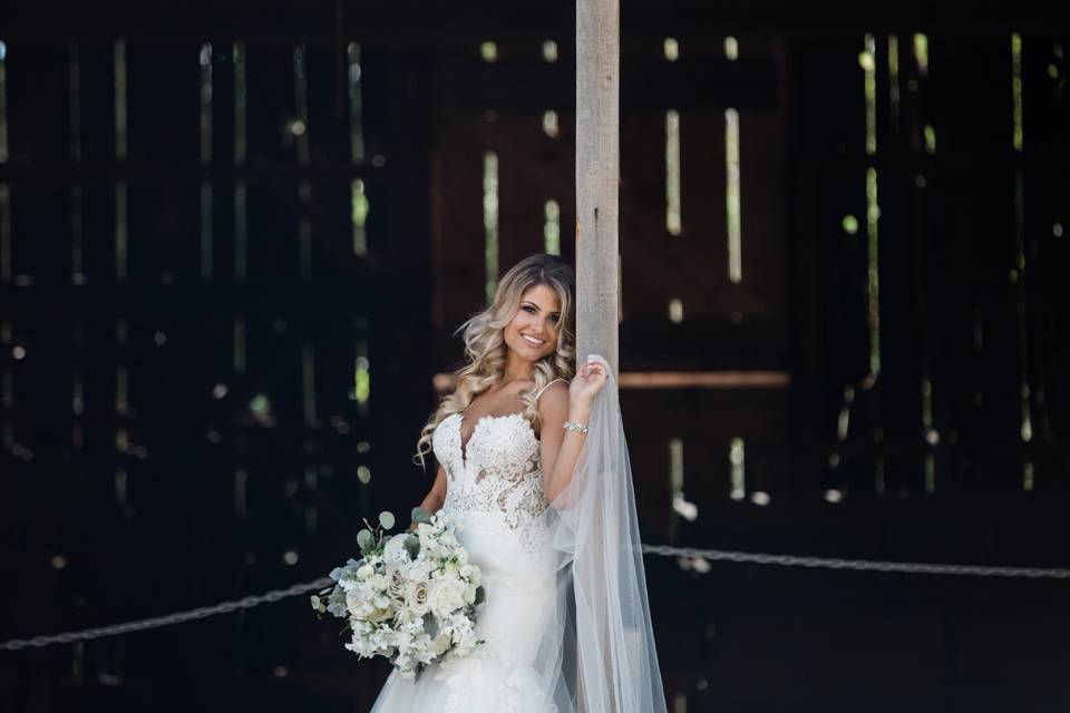 Amanda-Lina's Sposa Boutique