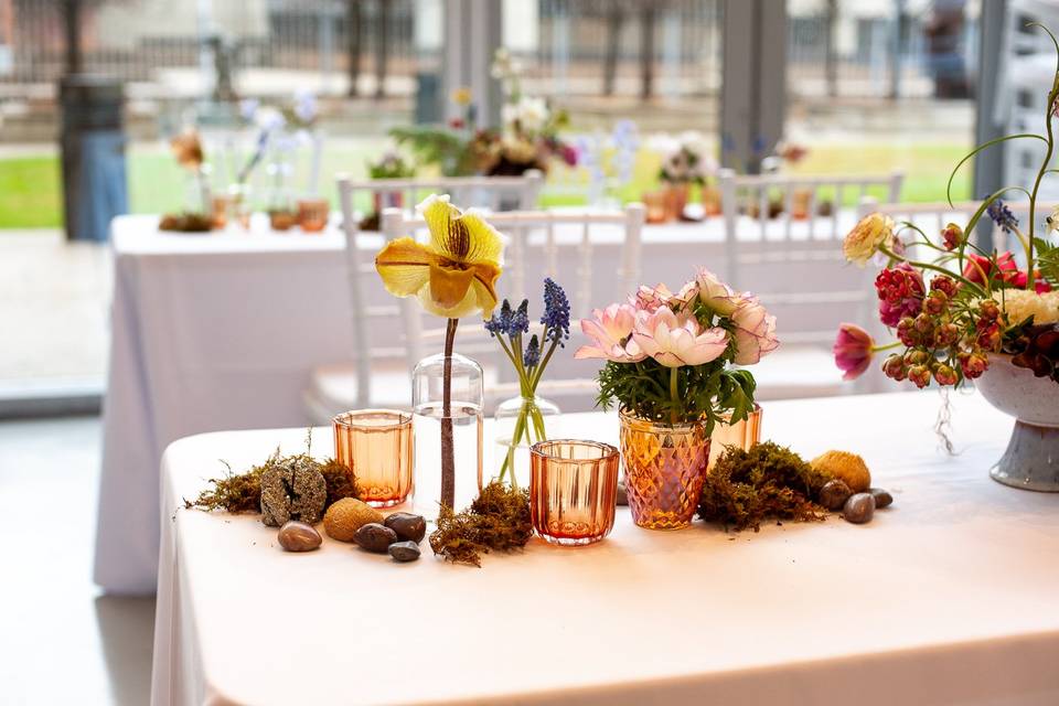 Earthy Tablescape