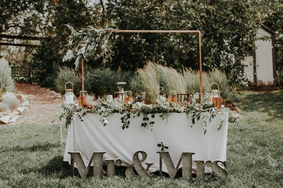 Sweetheart table