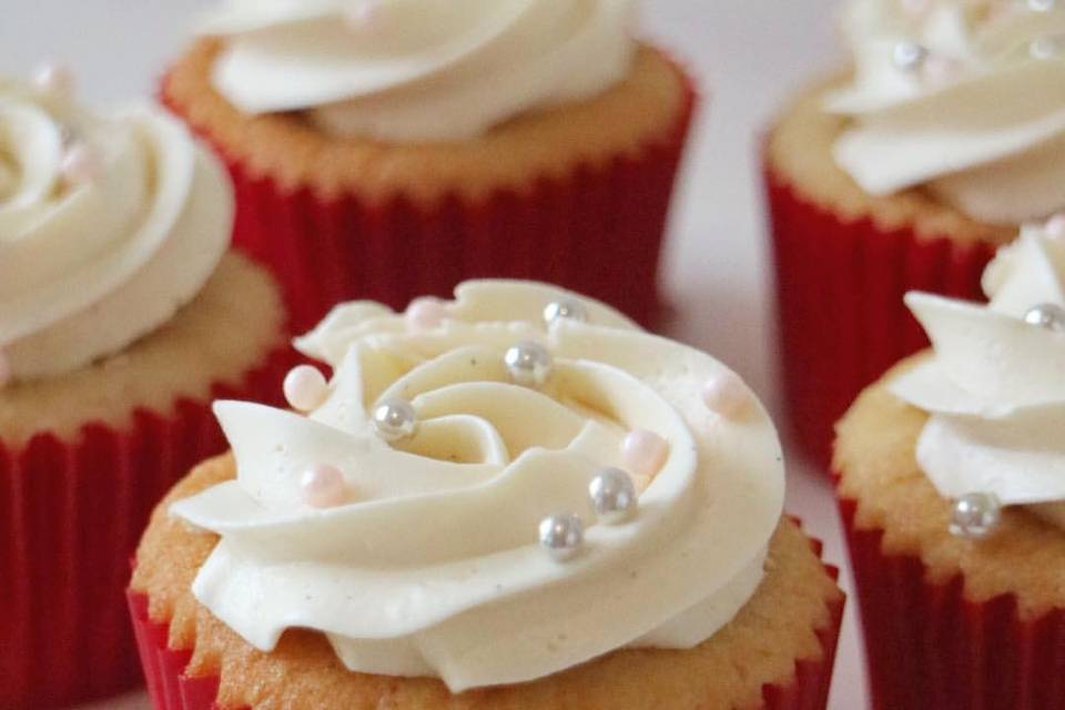 Wedding cupcakes