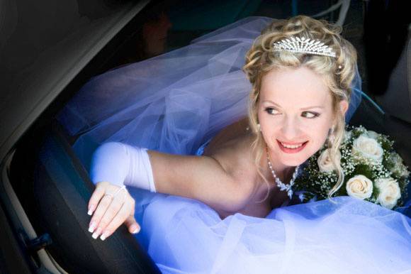 Fly Limousine Wedding Limousin