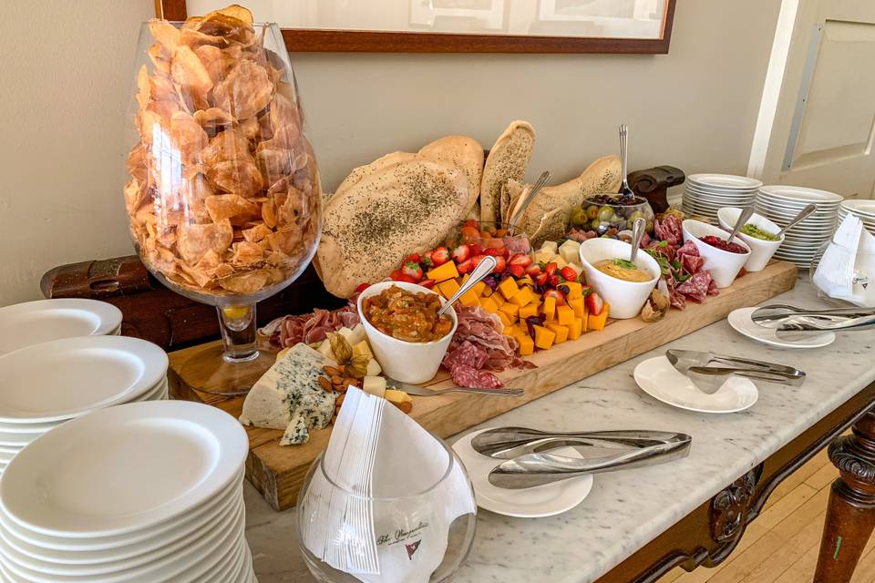 A little nosh?