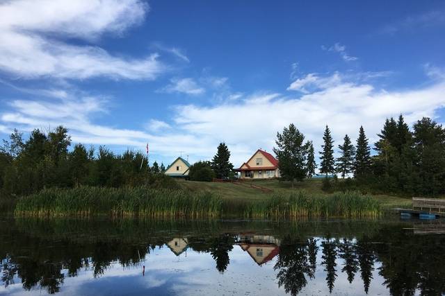 Labyrinth Lake Lodge Ltd