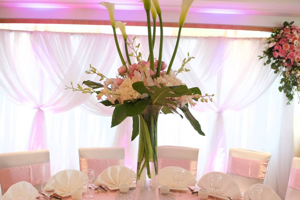 Calla lilies centerpieces