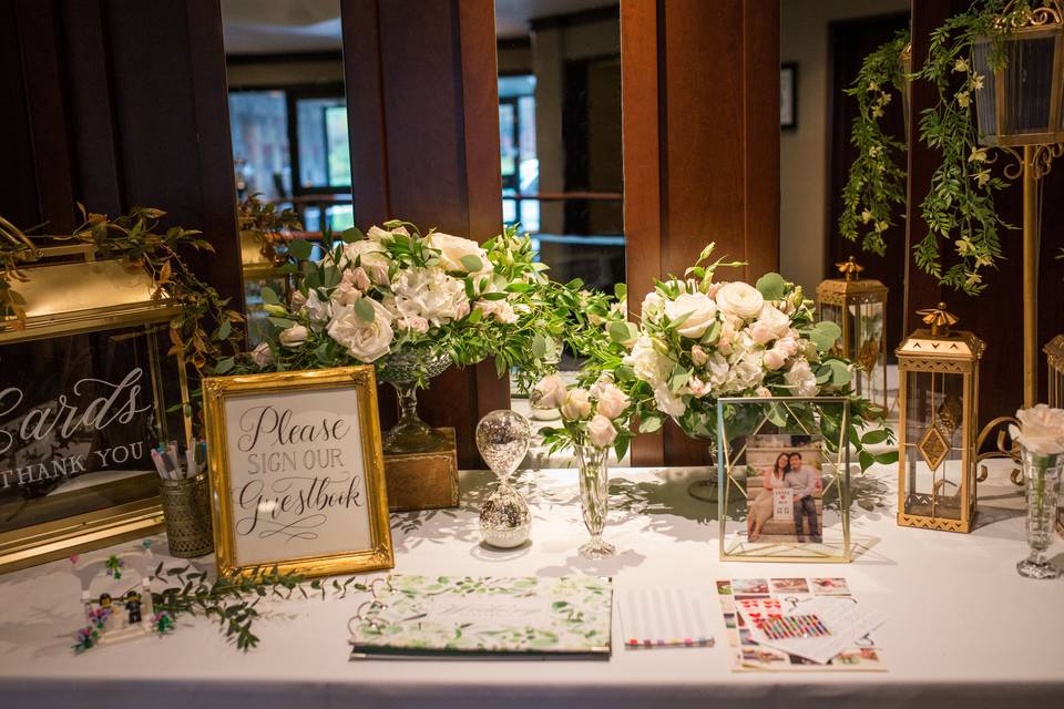 White and green centerpieces