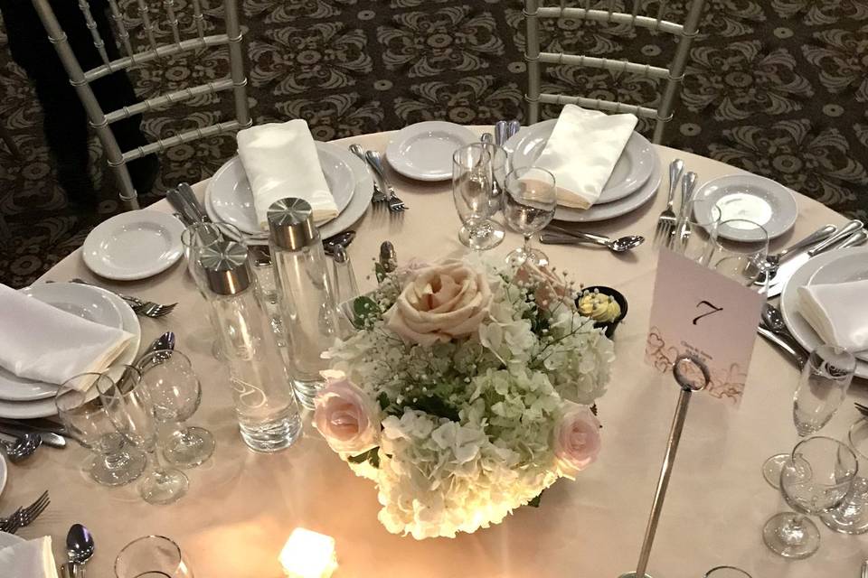 Guest Table Setting