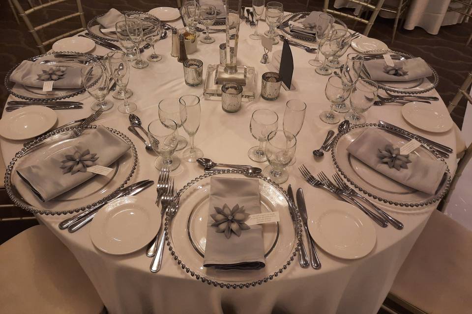 Guest Table Setting