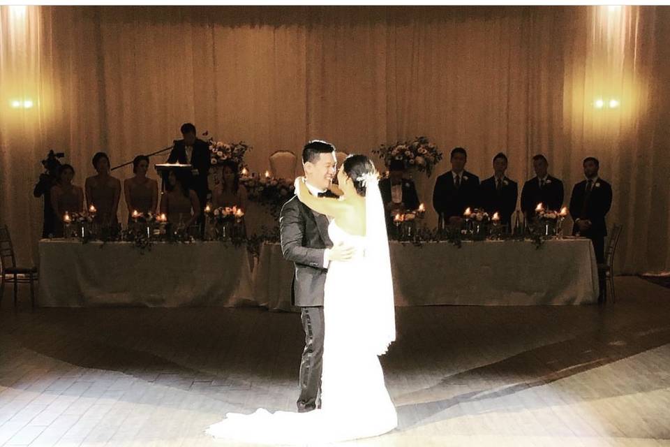 First dance spotlighting