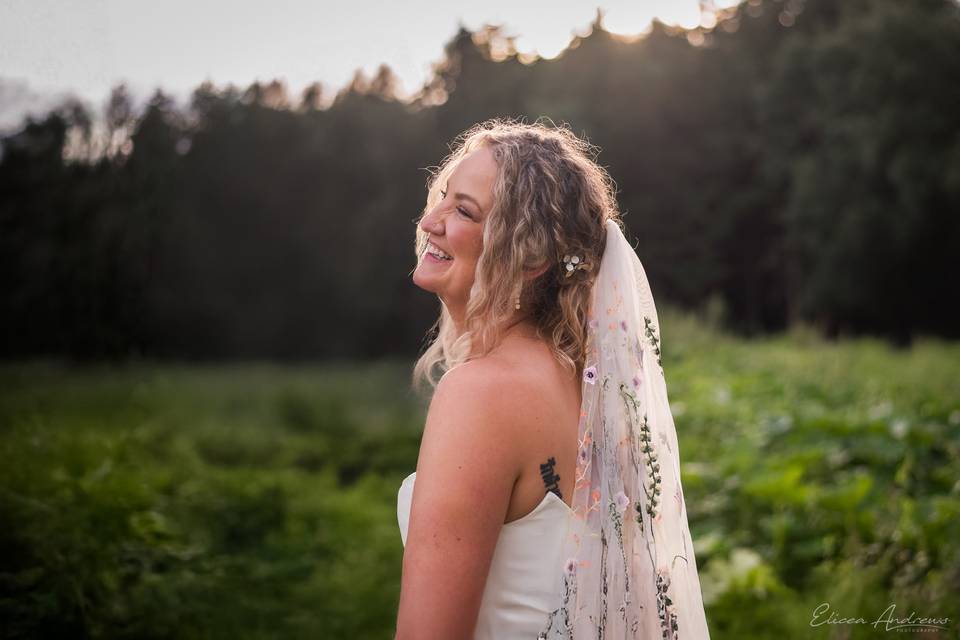 Beautiful bride Hilary