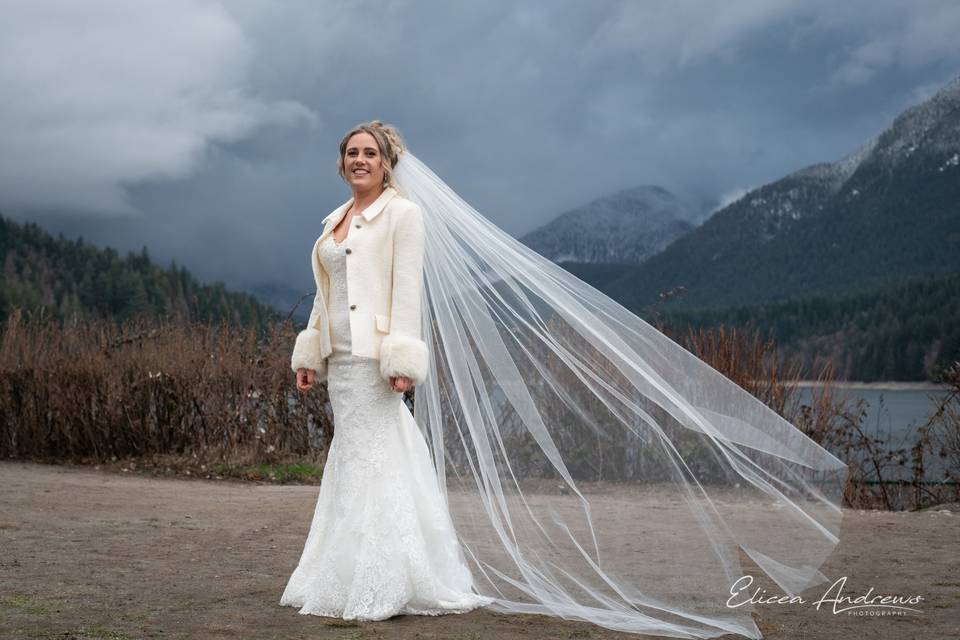 Beautiful Kim at Cleveland Dam