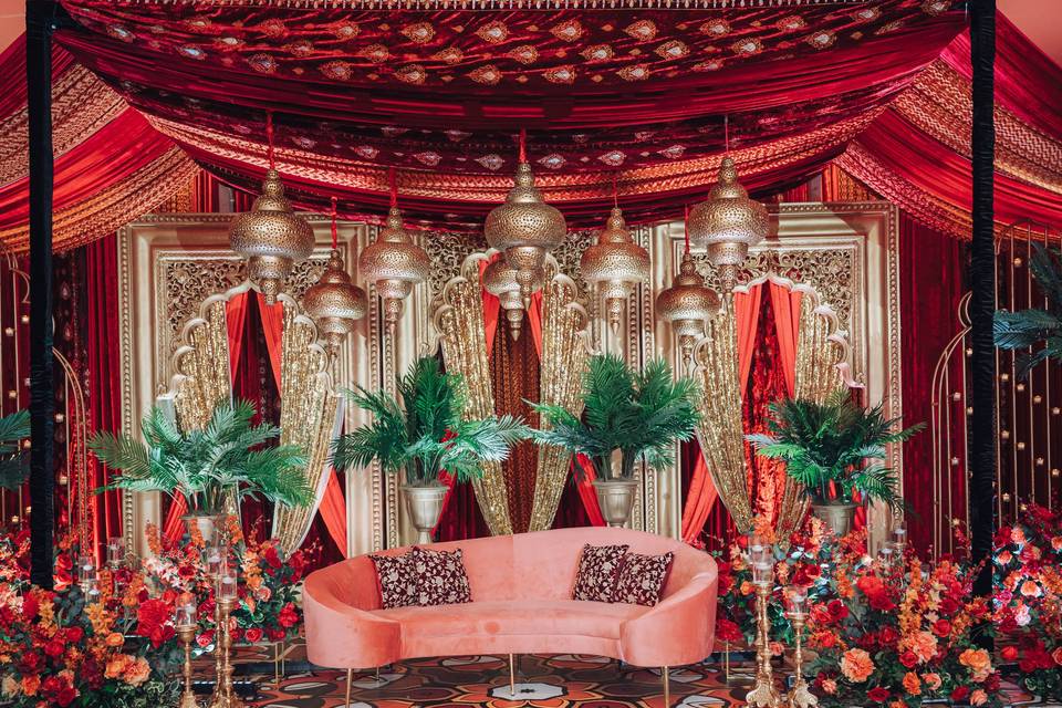 Elegant Decor
