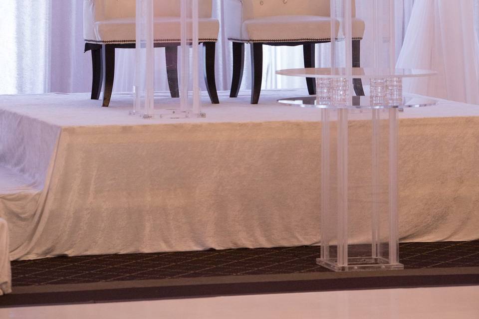 Beauttiful Head Tables