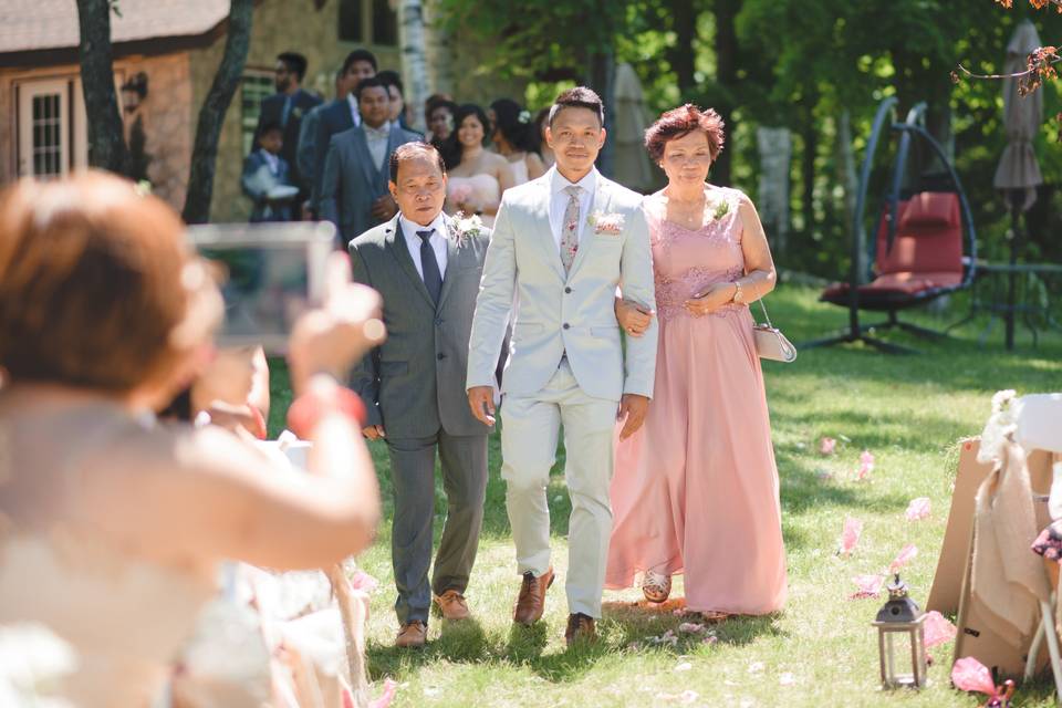 The groom and parents