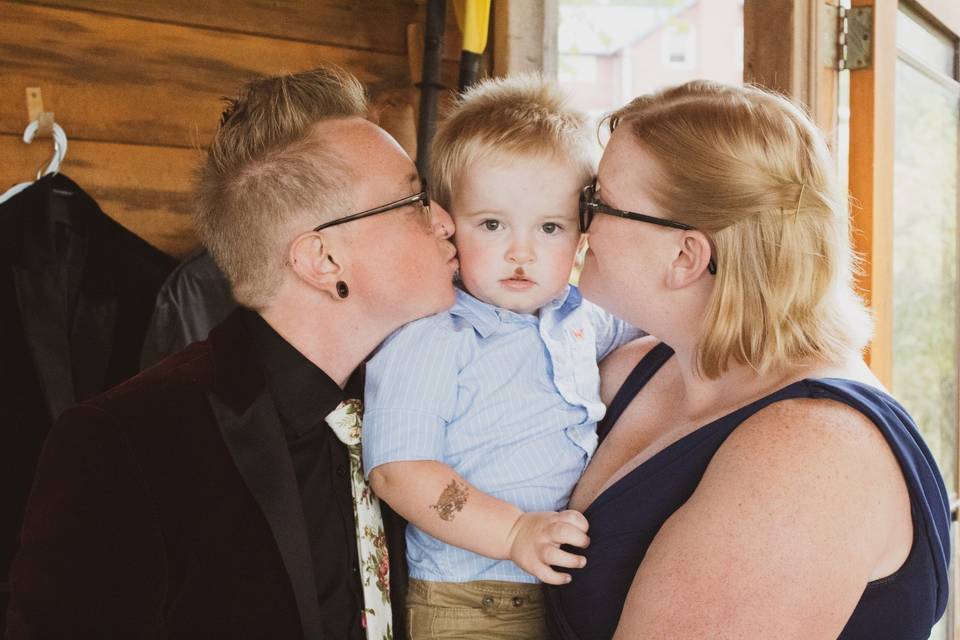 Groom's nephew gets ready.