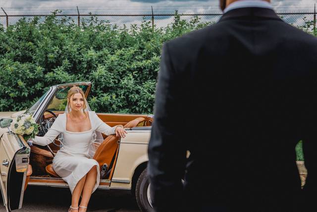 Wedding with Vintage Car