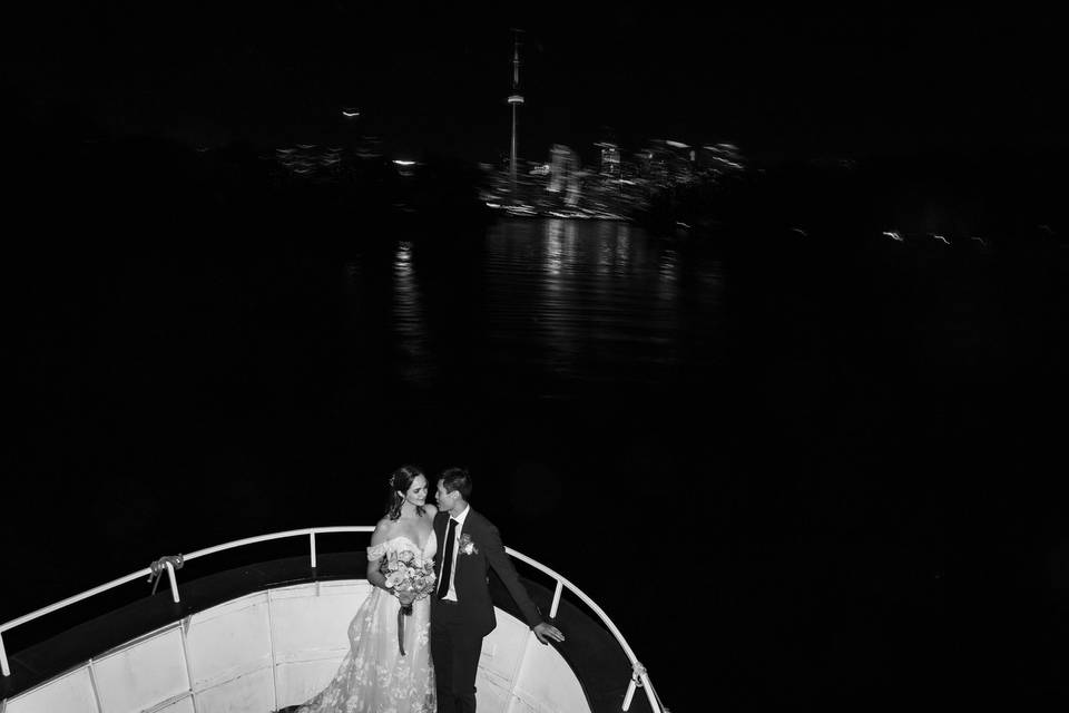 Wedding on the Boat