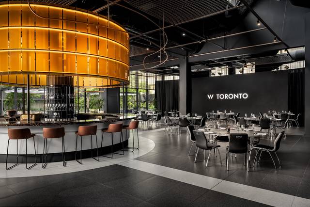 SOUNDSTAGE - Round Tables