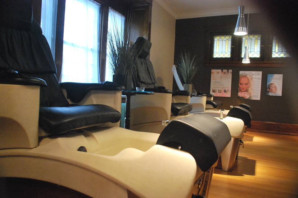 Serenity Luxury Spa and Salon