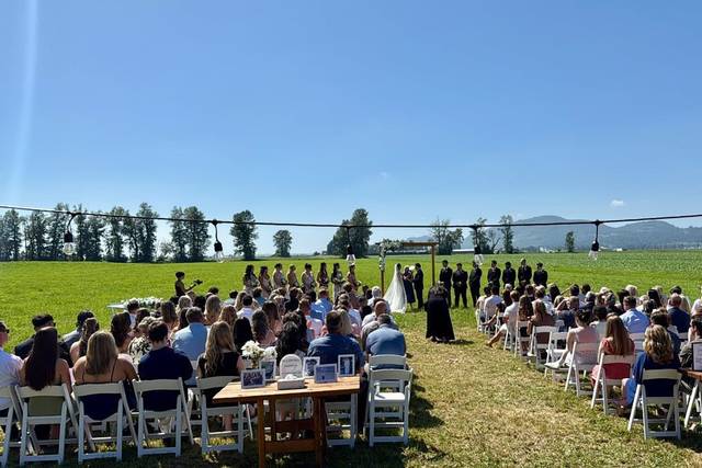 Guiding Hearts Weddings