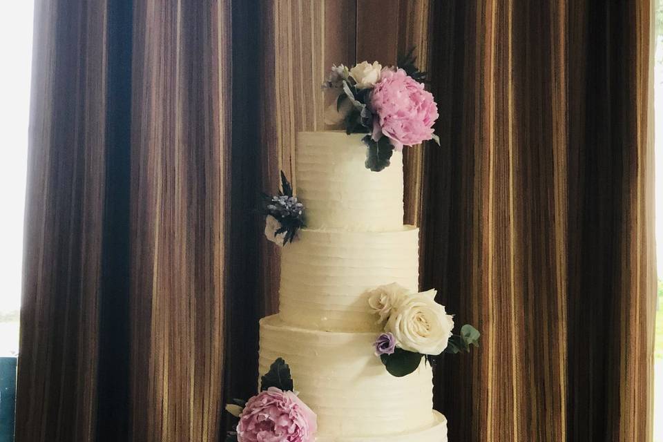 Textured Tier Wedding Cake