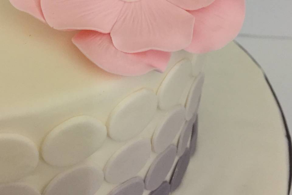 One tier Weddding Cake