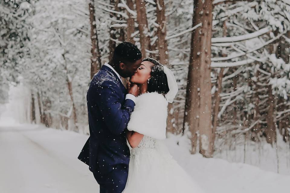 Kissing in the Forest