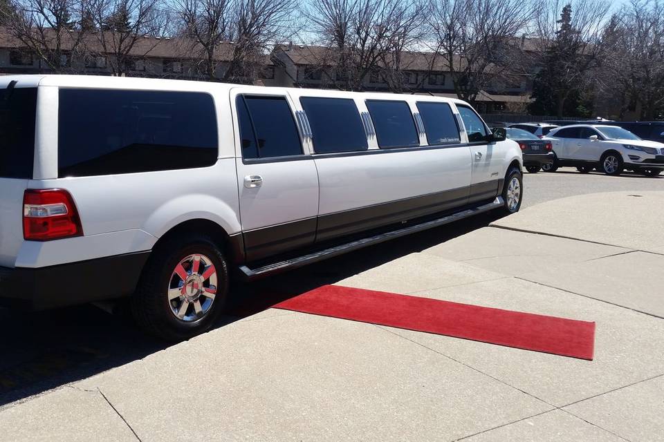 Ford expedition wedding ready