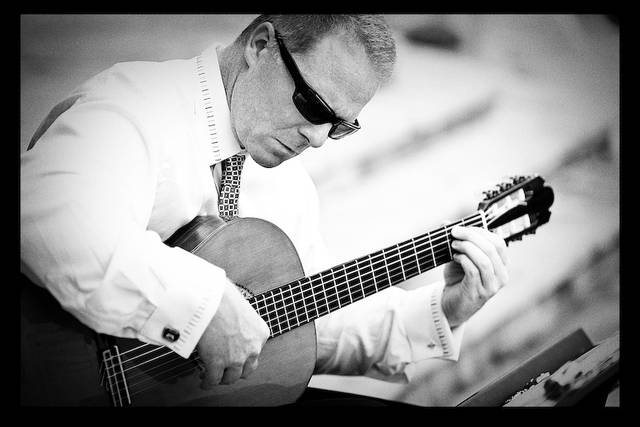 Derek Macrae Peforming