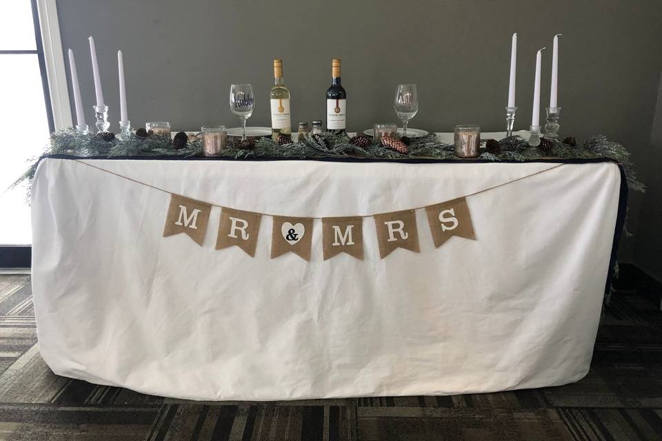 Sweetheart table