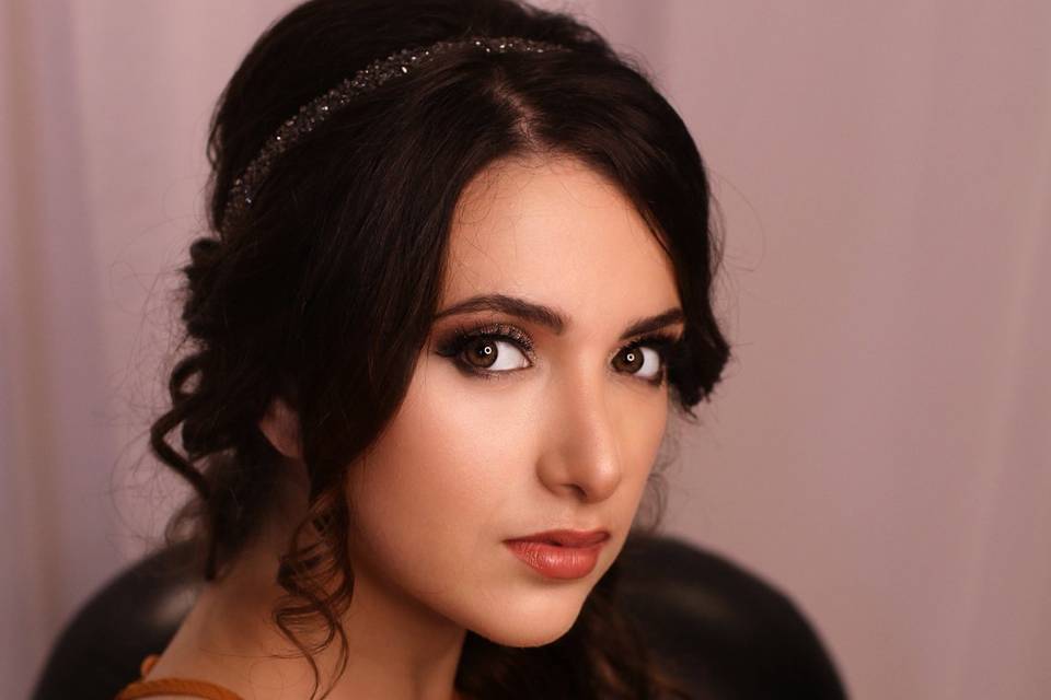 Soft bridal makeup and hair