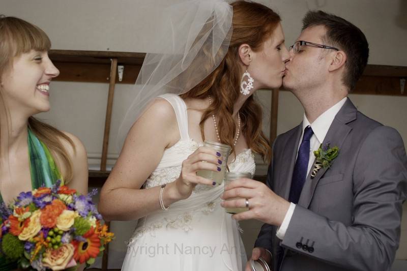Wedding_kiss_photography