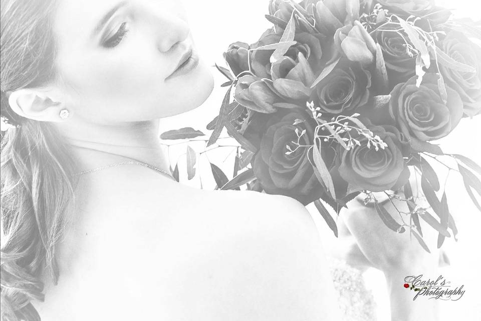 Dreamy bw bride